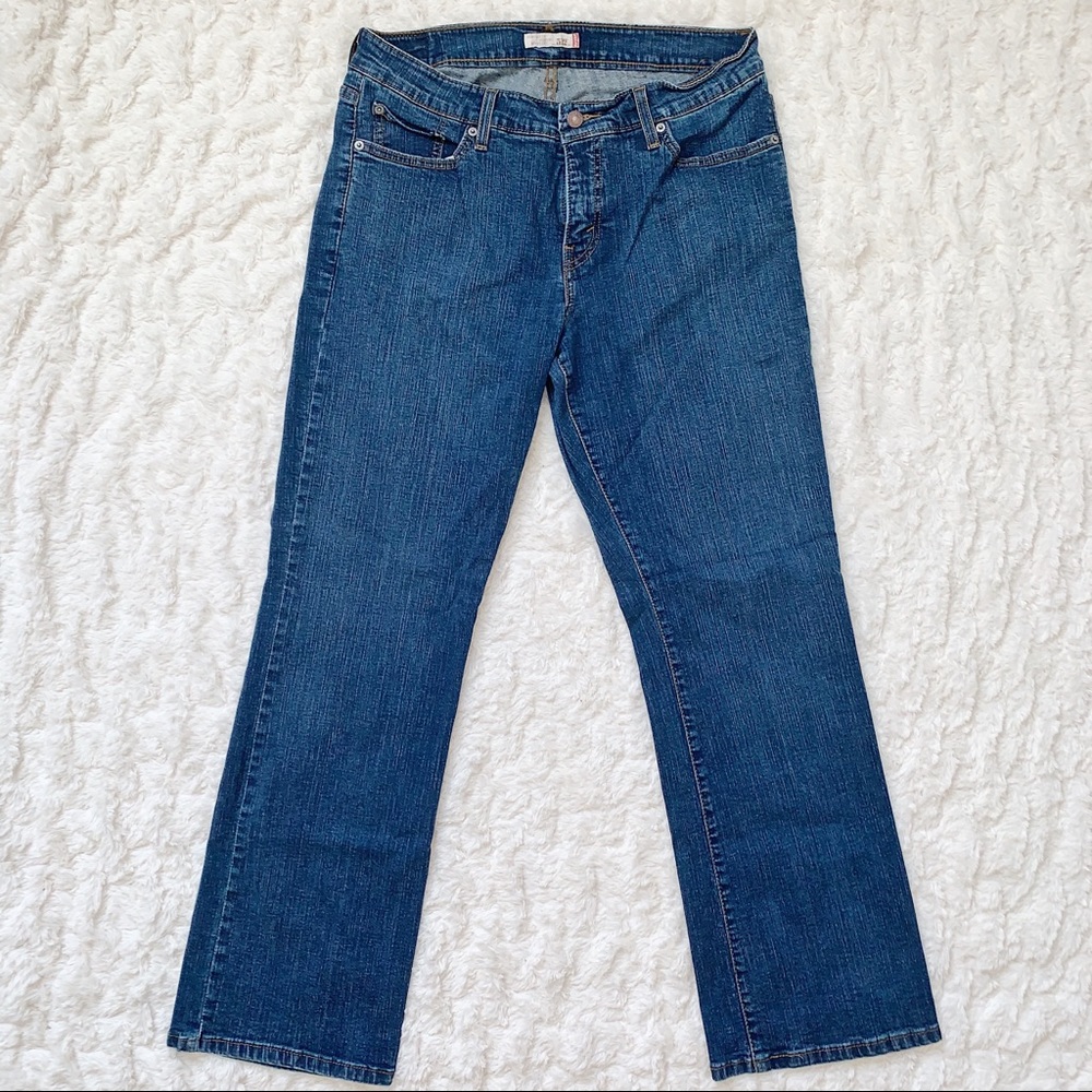 Levi’s 512TM Perfectly Shaping Bootcut